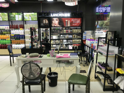 选择小资生活化妆品开店 智慧之选，开启零售新篇章